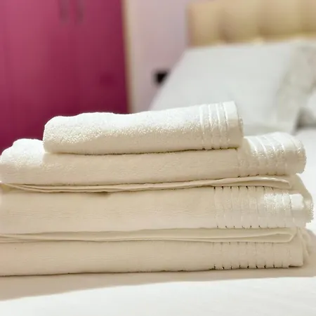Adam House Lungomare2 * Vlorë