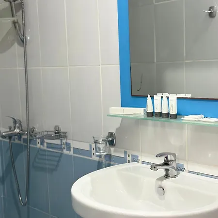 Adam House Lungomare2 Vlorë