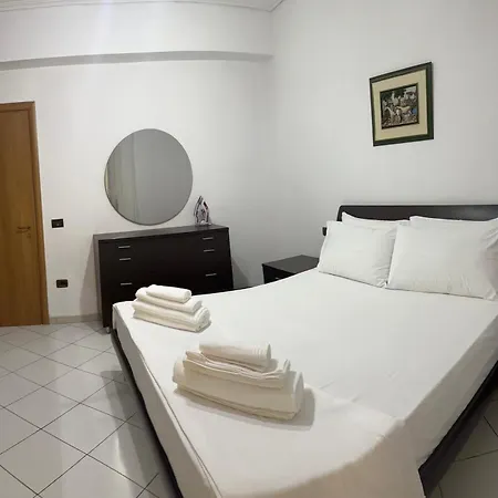 Adam House Lungomare2 * Vlorë