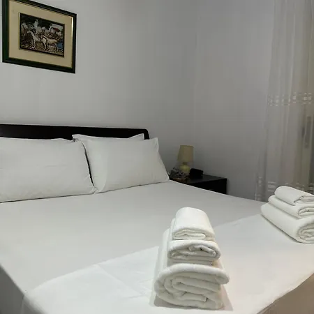 Adam House Lungomare2 * Vlorë