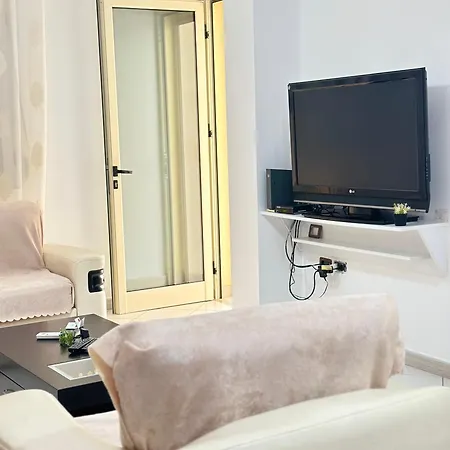 Adam House Lungomare2 *