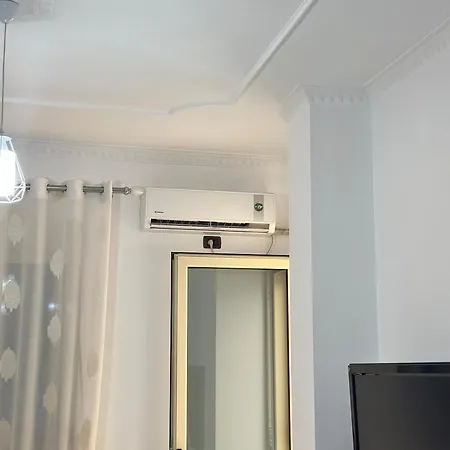 Adam House Lungomare2
