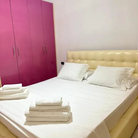 Adam House Lungomare2 아파트 Vlorë