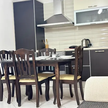 Adam House Lungomare2