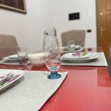 Adam House Lungomare2 Vlorë