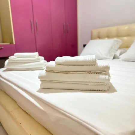 Adam House Lungomare2 * Vlorë